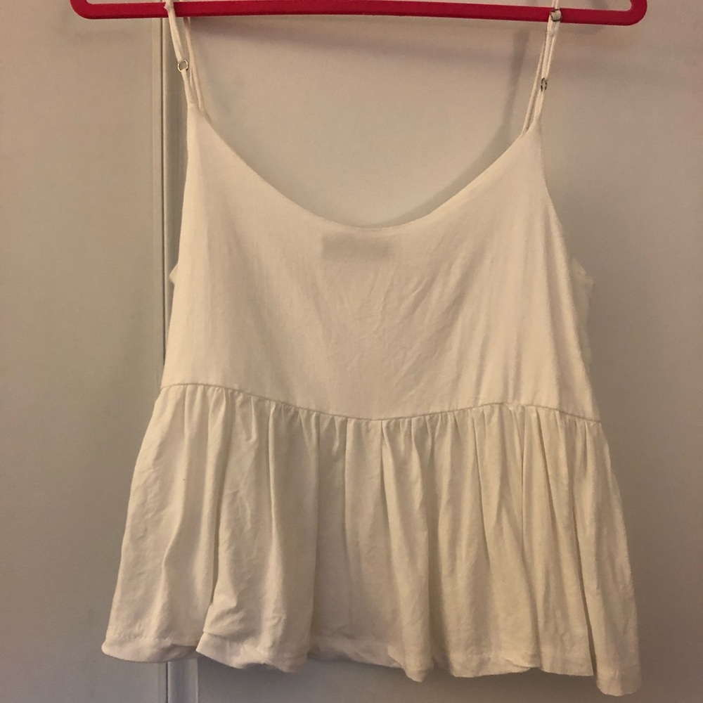 White strapping flowy top